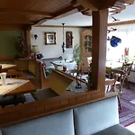 Aussichtsbauernhofpension Hof Gretchens B&B *