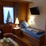 Aussichtsbauernhofpension Hof Gretchens B&B 빈터베르크