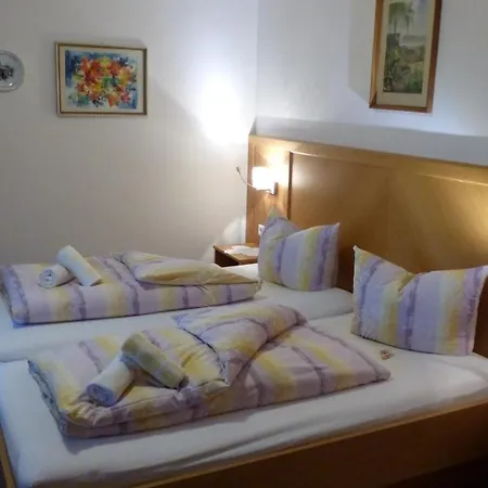 Alojamento de Acomodação e Pequeno-almoço Aussichtsbauernhofpension Hof Gretchens *
